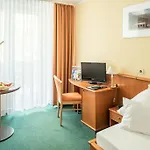 Отель Vitalhotel Weisse Elster Бад-Эльстер